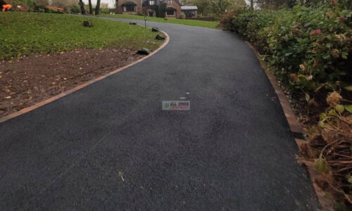 Asphalt Driveway with Rustic Cobble Setts for Border in the Viaduct, Cork