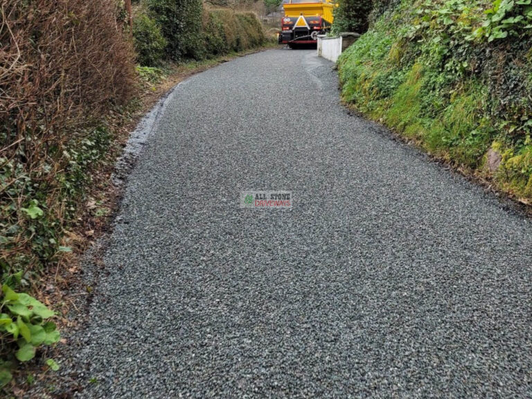 Double Coated Tar and Chip Driveway in Ballincollig, Cork