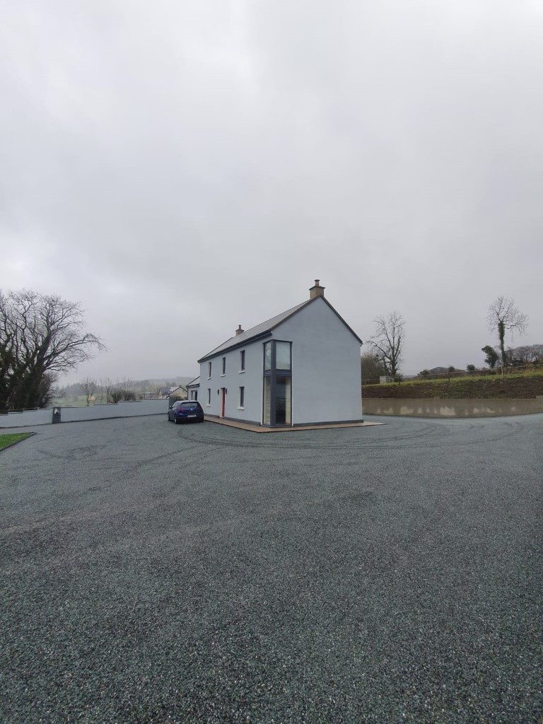 Double Coated Tar and Chip Driveway in Mallow, Co. Cork