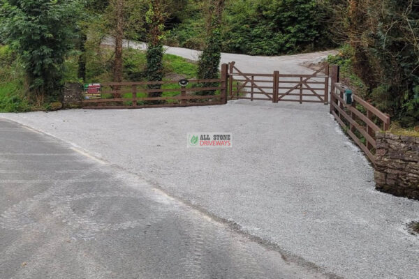 Double Coated Tar and Chip Driveway in Rathcormac, Co. Cork