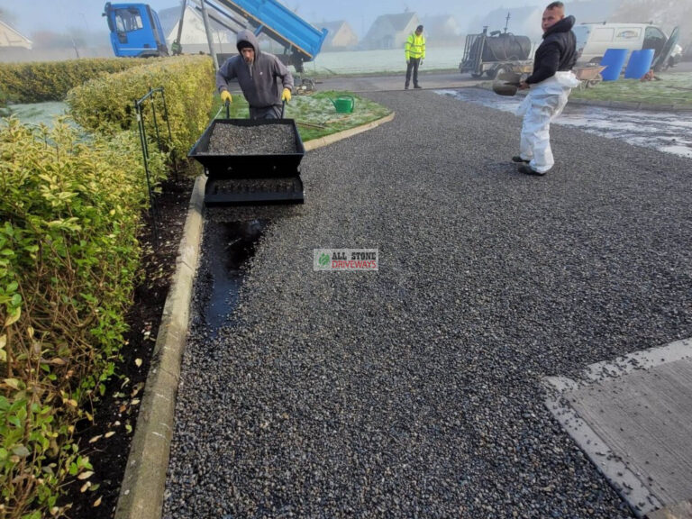 Double Coated Tar and Sandstone Chip Driveway in Ballyhooly, Co. Cork