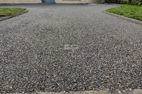 Double Coated Tar and Sandstone Chip Driveway in Ballyhooly, Co. Cork