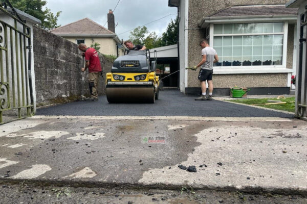 Stone Mastic Asphalt Driveway with Cobblesett Border in Ballinlough, Co. Cork