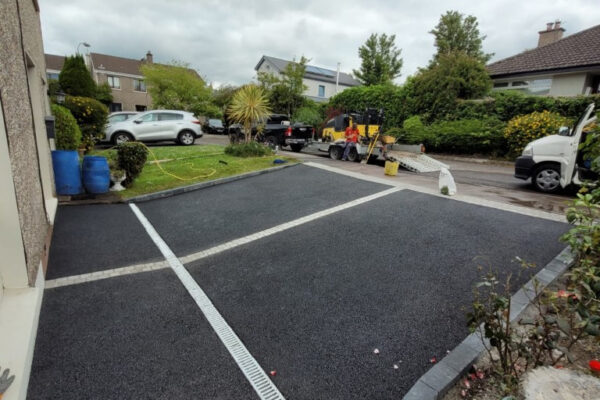 Two Adjacent SMA Driveways with Cobbled Border in Cork City